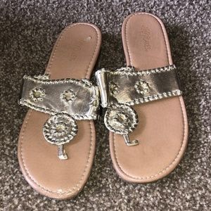 gold hotcakes (fake jack rogers)